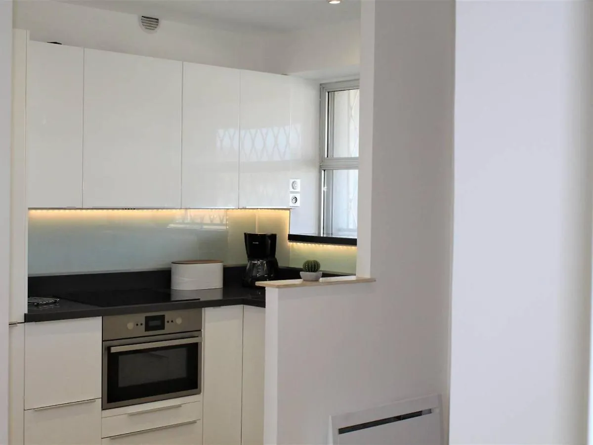 Apartment Moderne Appt 2P, Terrasse, Parking, Villeneuve-Loubet Plage - Fr-1-252A-7
